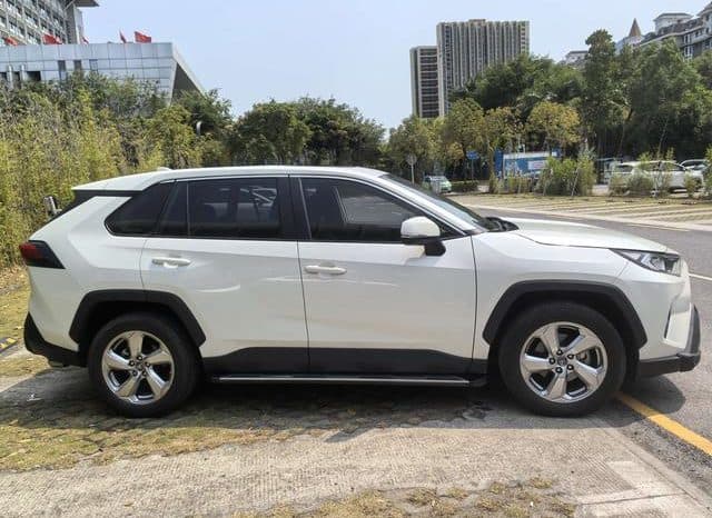 
								Toyota RAV4 (IV), 2021 full									