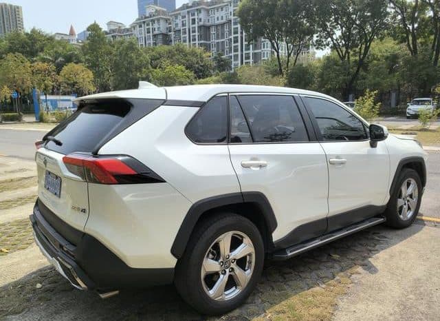 
								Toyota RAV4 (IV), 2021 full									