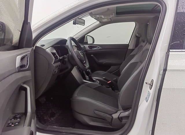 
								Volkswagen T-Cross, 2022 full									