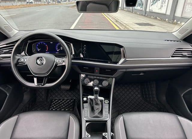 
								Volkswagen Jetta, 2022 full									