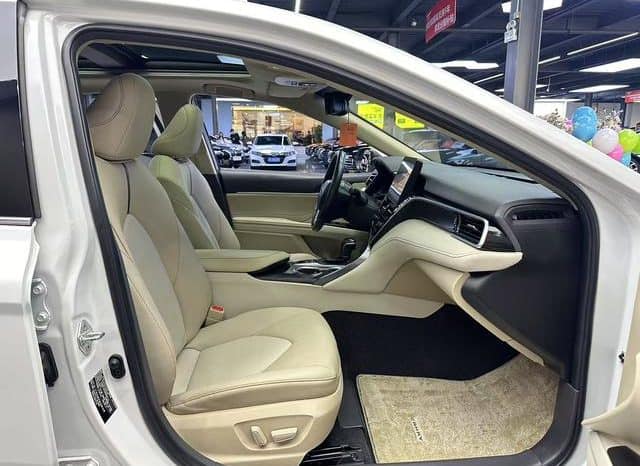 
								Toyota Camry, 2021 full									