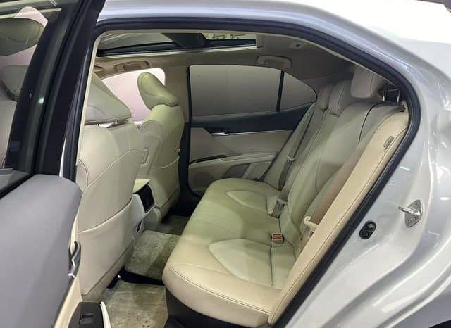 
								Toyota Camry, 2021 full									