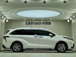
										Toyota Sienna, 2022 full									