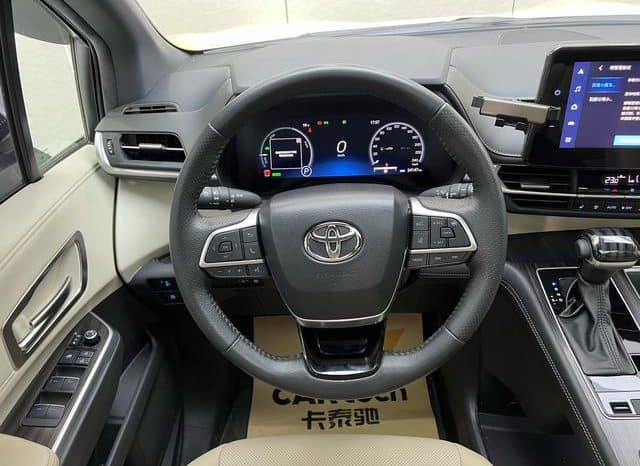 
								Toyota Sienna, 2022 full									