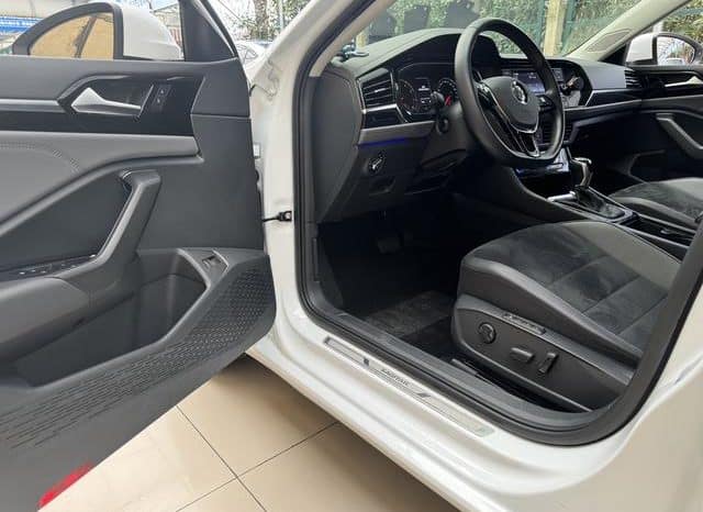 
								Volkswagen Jetta, 2020 full									