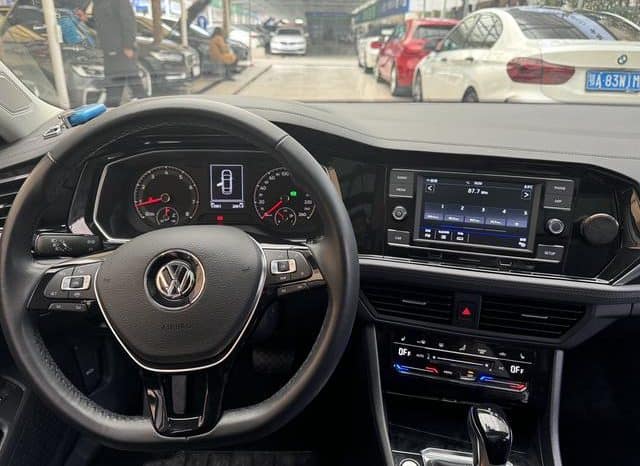 
								Volkswagen Jetta, 2020 full									