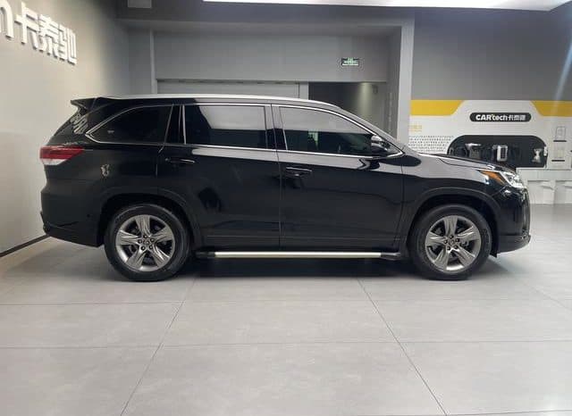 
								Toyota Highlander (III), 2021 full									