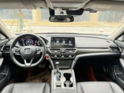 
										Honda Accord, 2023 full									