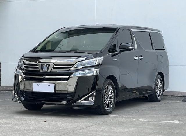 67d85e8b6f4d8 Toyota Vellfire, 2022