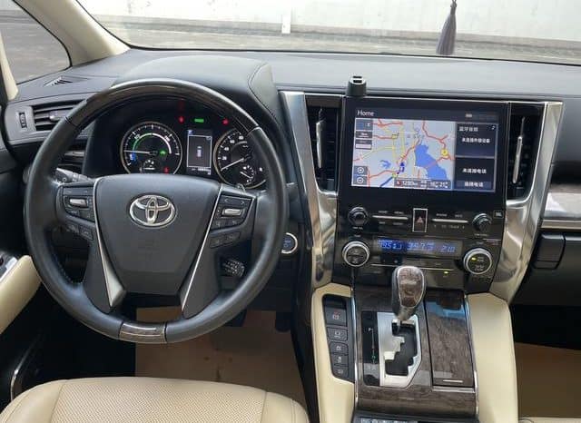 
								Toyota Vellfire, 2022 full									