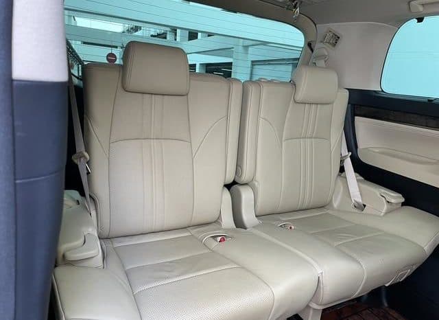 
								Toyota Vellfire, 2022 full									