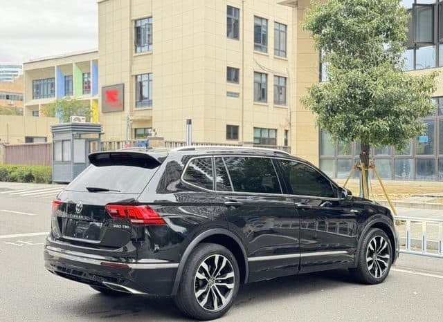 
								Volkswagen Tiguan L, 2021 full									
