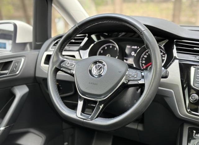 
								Volkswagen Touran L, 2020 full									