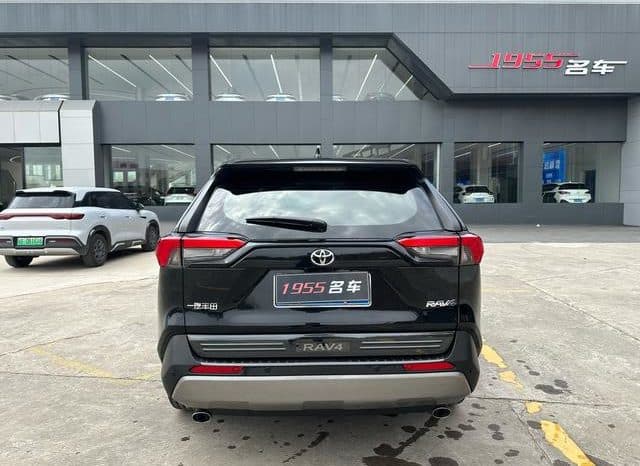 
								Toyota RAV4 (IV), 2023 full									