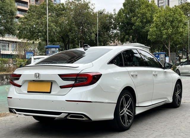 
								Honda Accord, 2022 full									