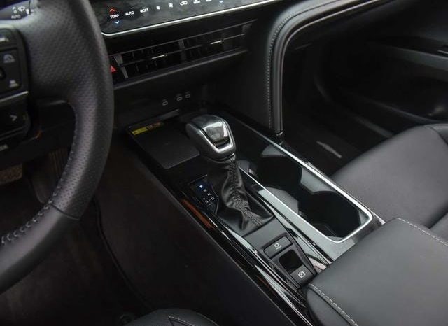 
								Toyota Camry, 2024 full									