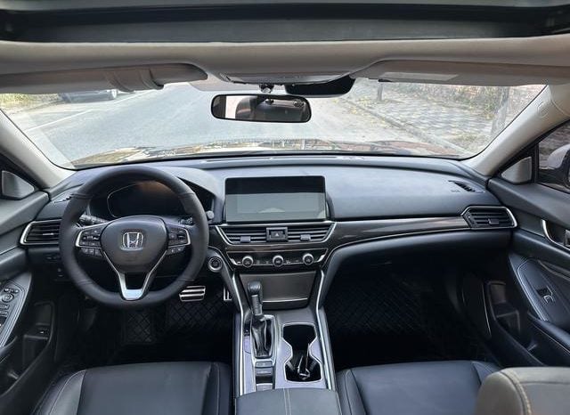 
								Honda Accord, 2023 full									