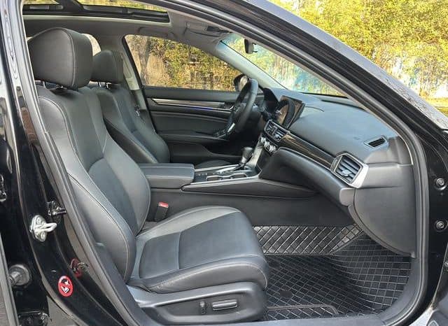 
								Honda Accord, 2023 full									
