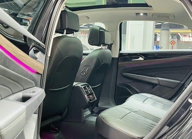 
								Volkswagen Passat, 2021 full									