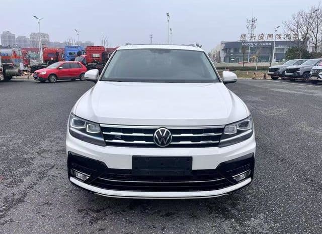 
								Volkswagen Tiguan L, 2021 full									