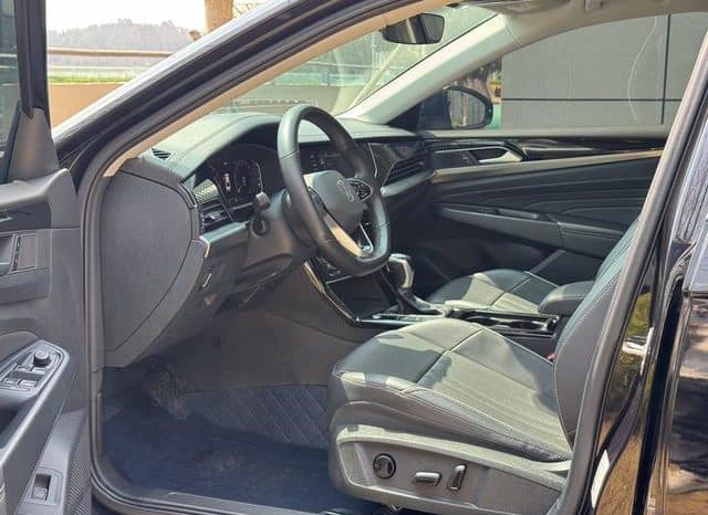 
								Volkswagen Passat, 2022 full									