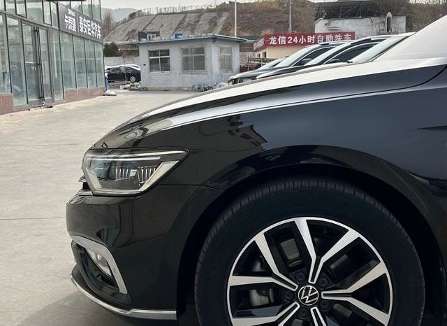 
								Volkswagen Magotan, 2022 full									