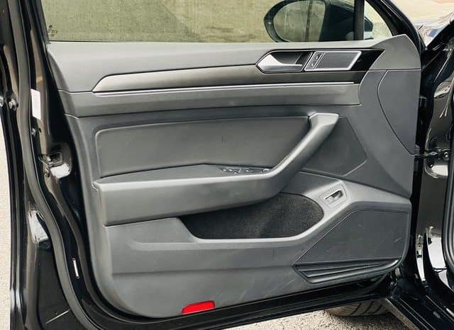 
								Volkswagen Magotan, 2021 full									