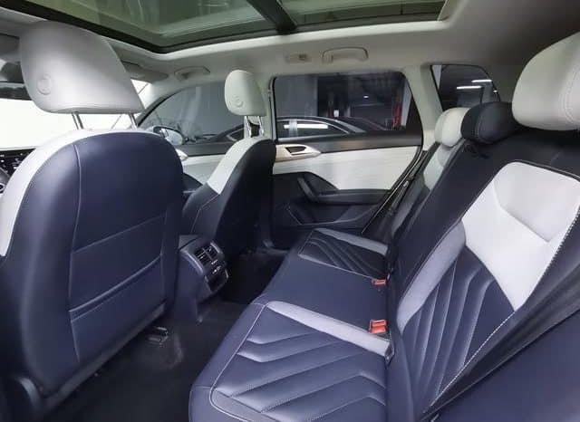 
								Volkswagen Tharu, 2024 full									