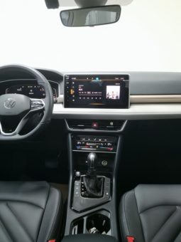 
										Volkswagen Tharu, 2024 full									