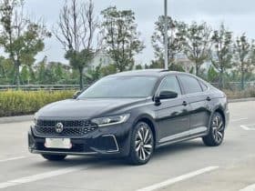 Volkswagen Passat, 2022