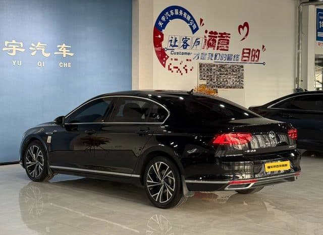 
								Volkswagen Magotan, 2021 full									