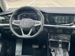 
										Volkswagen Passat, 2022 full									
