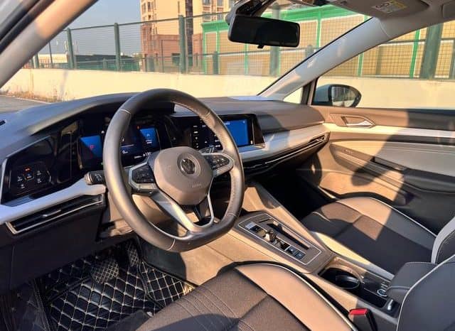 
								Volkswagen Golf 280 TSI, 2021 full									
