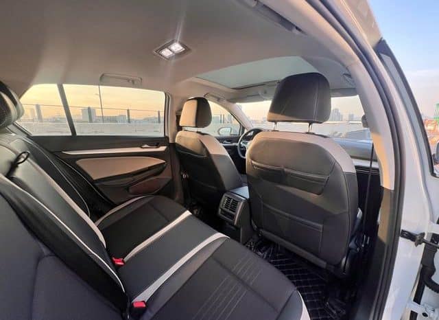 
								Volkswagen Golf 280 TSI, 2021 full									