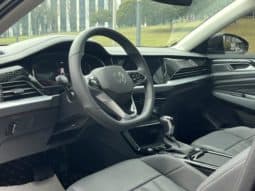 
										Volkswagen Passat, 2024 full									