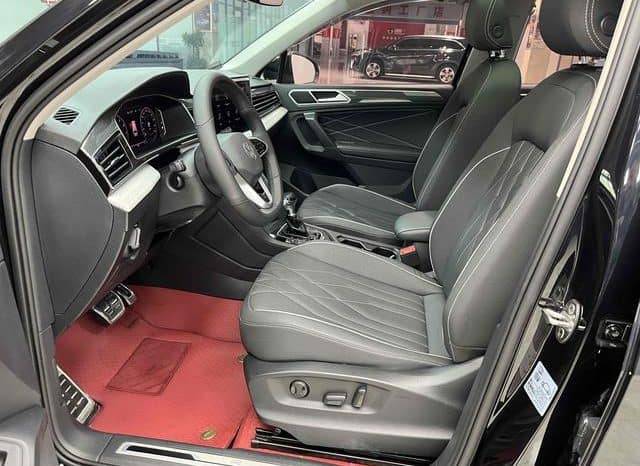 
								Volkswagen Tiguan L, 2022 full									