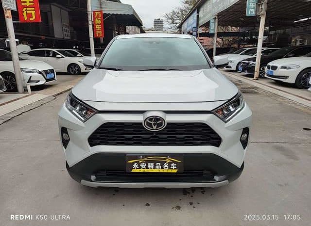 
								Toyota RAV4 (IV), 2020 full									
