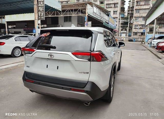 
								Toyota RAV4 (IV), 2020 full									