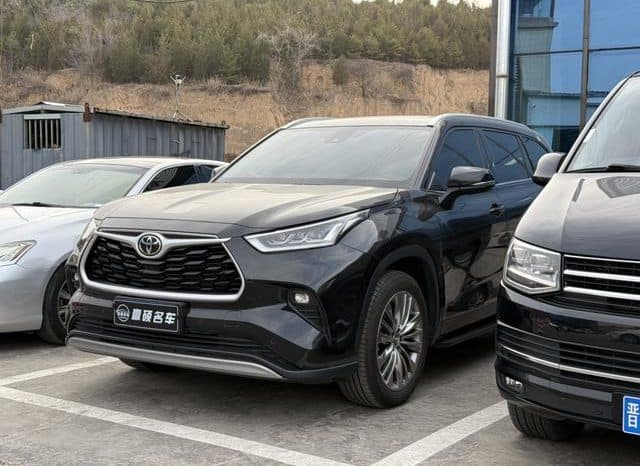 67d8e1fe0ce4f Toyota Highlander (III), 2022