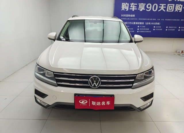 
								Volkswagen Tiguan L, 2021 full									