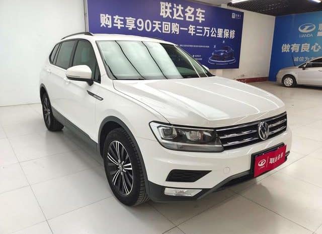
								Volkswagen Tiguan L, 2021 full									