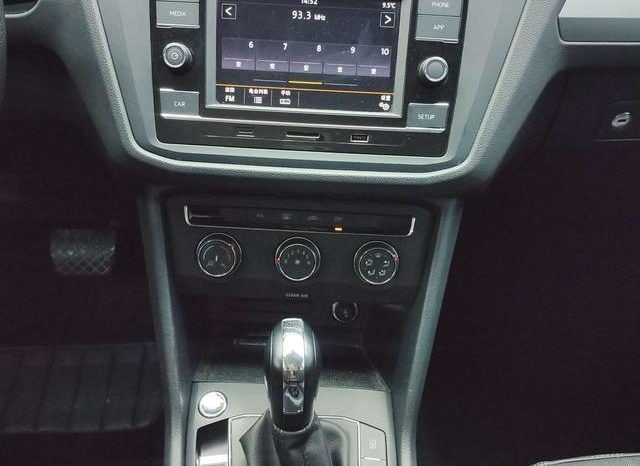 
								Volkswagen Tiguan L, 2021 full									