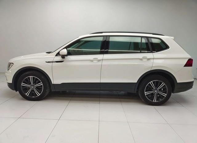 
								Volkswagen Tiguan L, 2021 full									