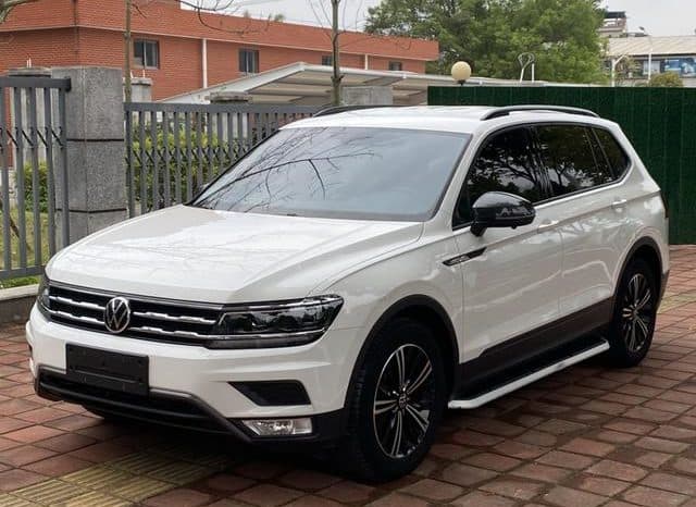 67d8f68521894 Volkswagen Tiguan L, 2021