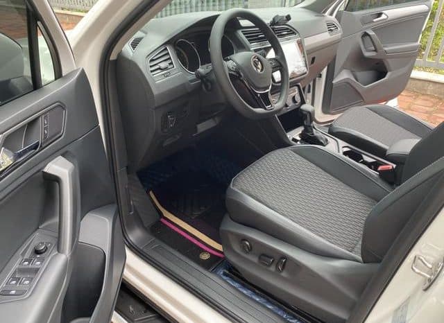 
								Volkswagen Tiguan L, 2021 full									
