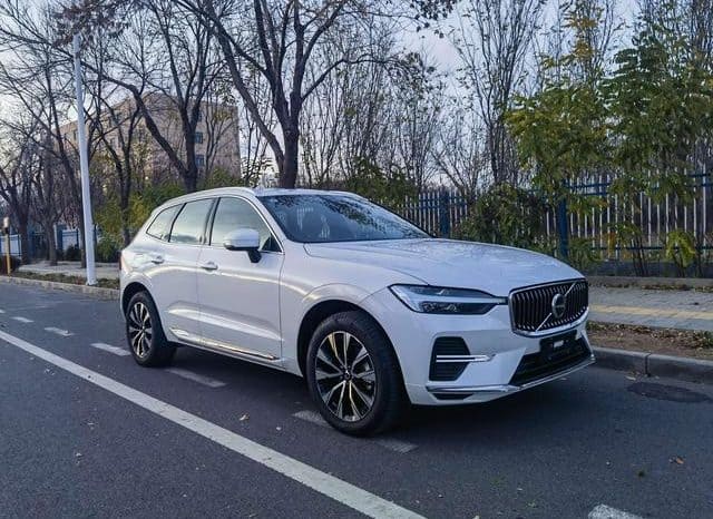 
								Volvo XC60, 2024 full									
