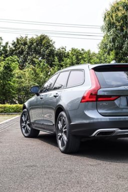 
										Volvo V90, 2020 full									