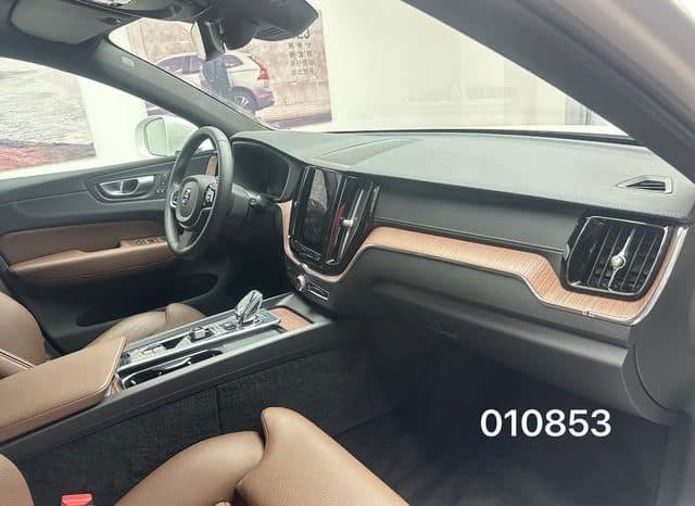 
								Volvo XC60, 2024 full									