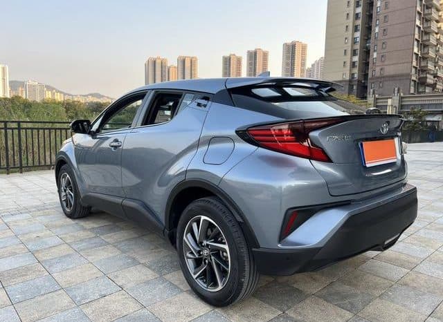 
								Toyota C-HR, 2021 full									