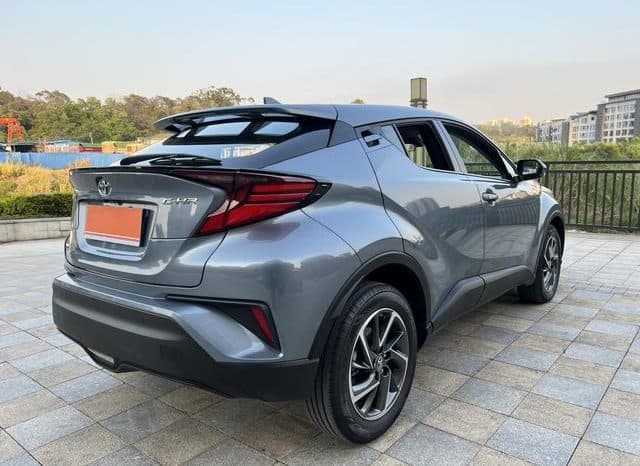
								Toyota C-HR, 2021 full									